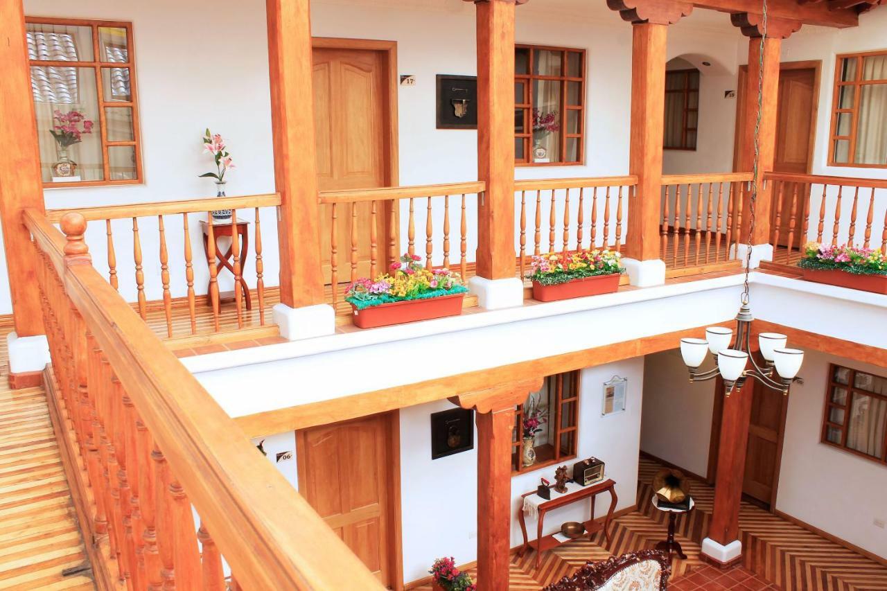 Casa Hotel Las Plazas Quito Exterior foto